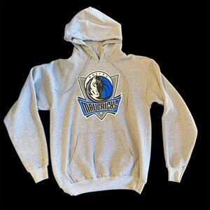 Dallas Mavericks NBA Basketball Grey Pullover Hoodie with Hood Size Small